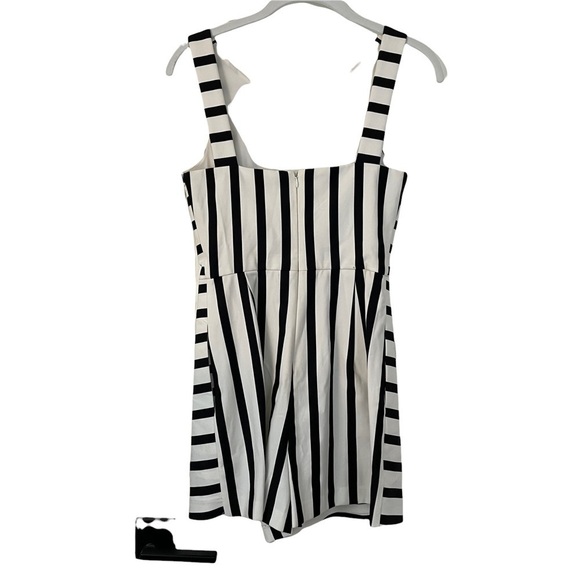 Zara Romper Trafaluc White and Black Classic Striped Skort Dress Casual Romper - Picture 3 of 12